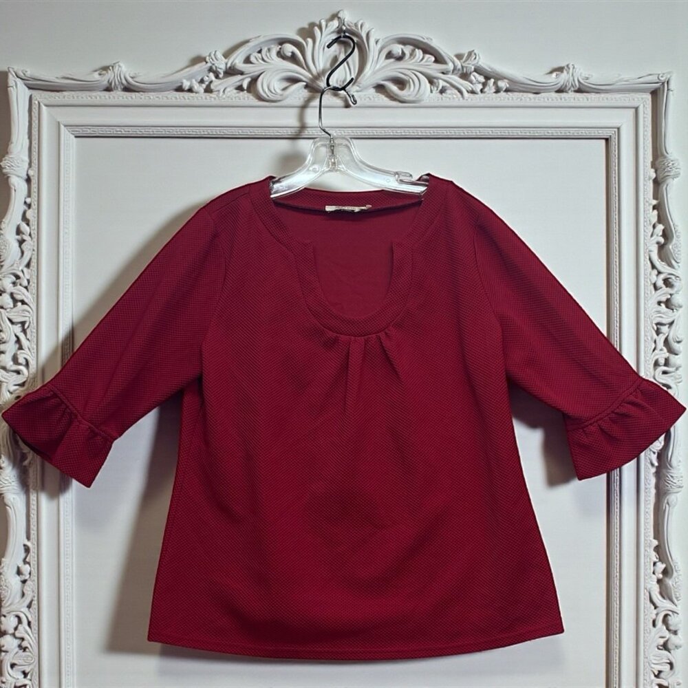 Anthropologie Axyeh  Size L 3/4 Sleeve Ruffled Cuff Shirt Red Textured Pattern